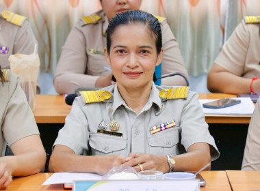 การประชุมขับเคลื่อนการปฏิบัติงานตามระบบการส่งเสริมสหกรณ์และกลุ่มเกษตรกร ประจำเดือนตุลาคม 2568 ของสำนักงานสหกรณ์จังหวัดนครศรีธรรมราช ประจำปีงบประมาณ พ.ศ.2569 วาระก่อนการประชุม ได้มีการมอบเกียรติคุณนักส่งเสริมสหกรณ์ดีเด่นและพนักงานราชการดีเด่น ประจำปี พ.ศ. ... พารามิเตอร์รูปภาพ 59